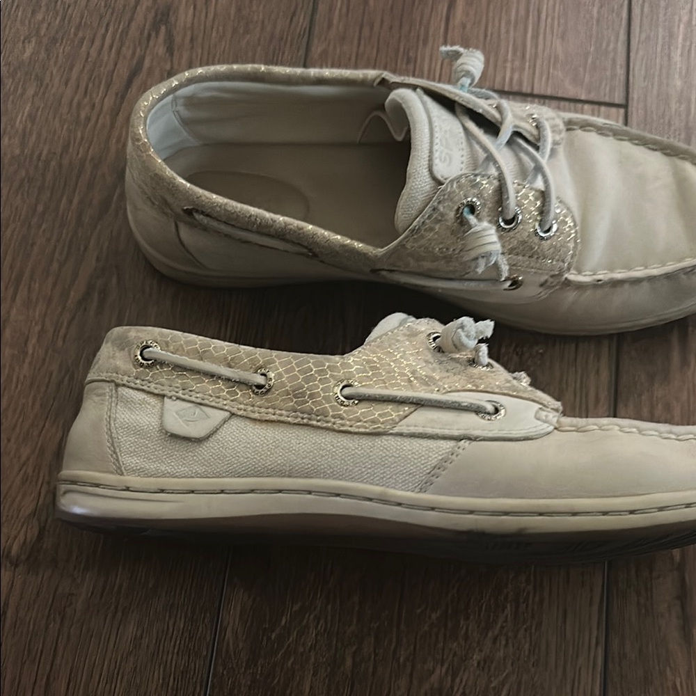 Sperry women’s Cream Boat Shoes